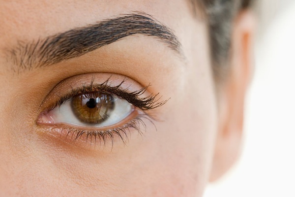 Eyebrows Shaping